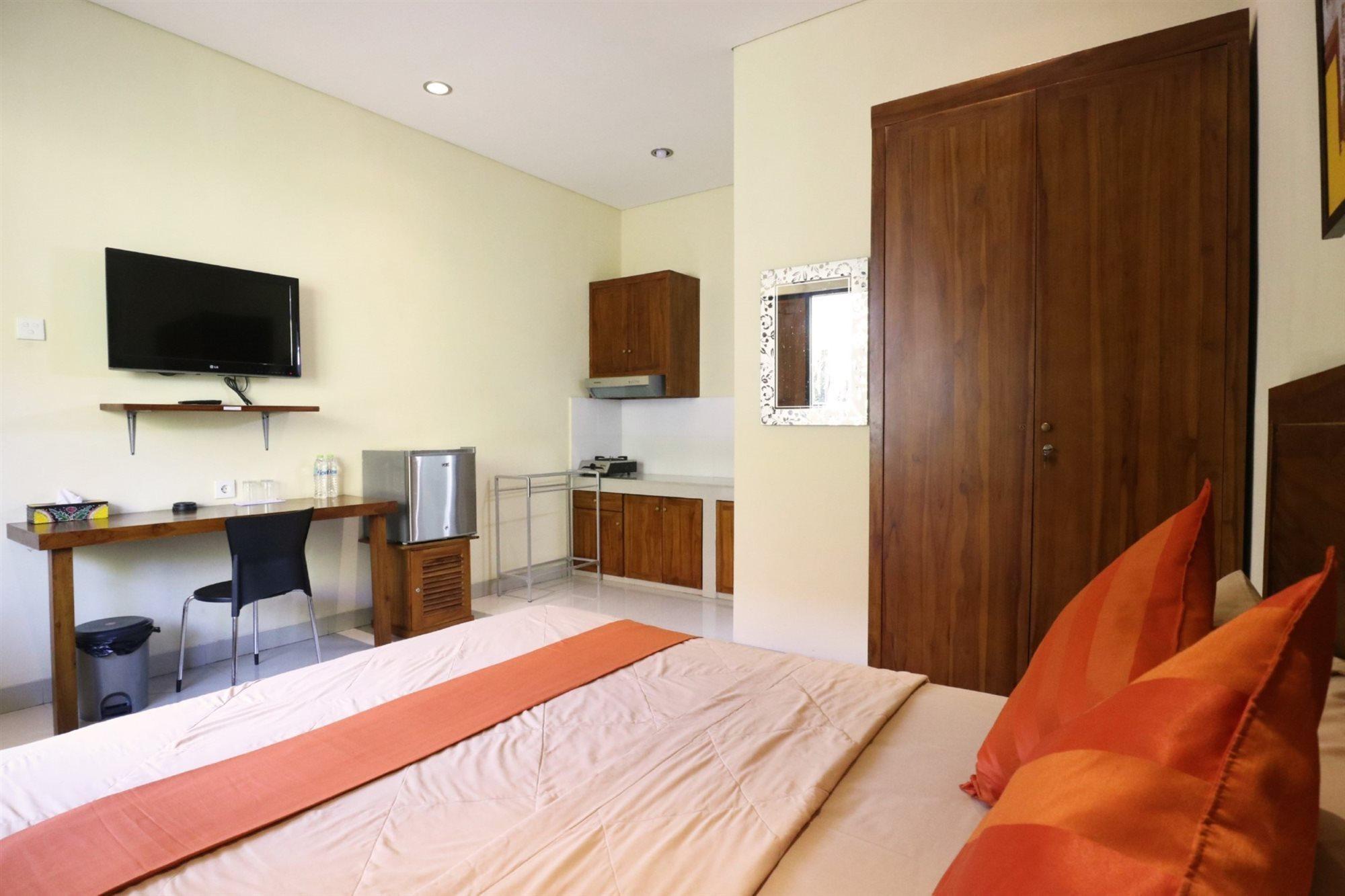 Dee Mansion Hotel Dempassar Exterior foto