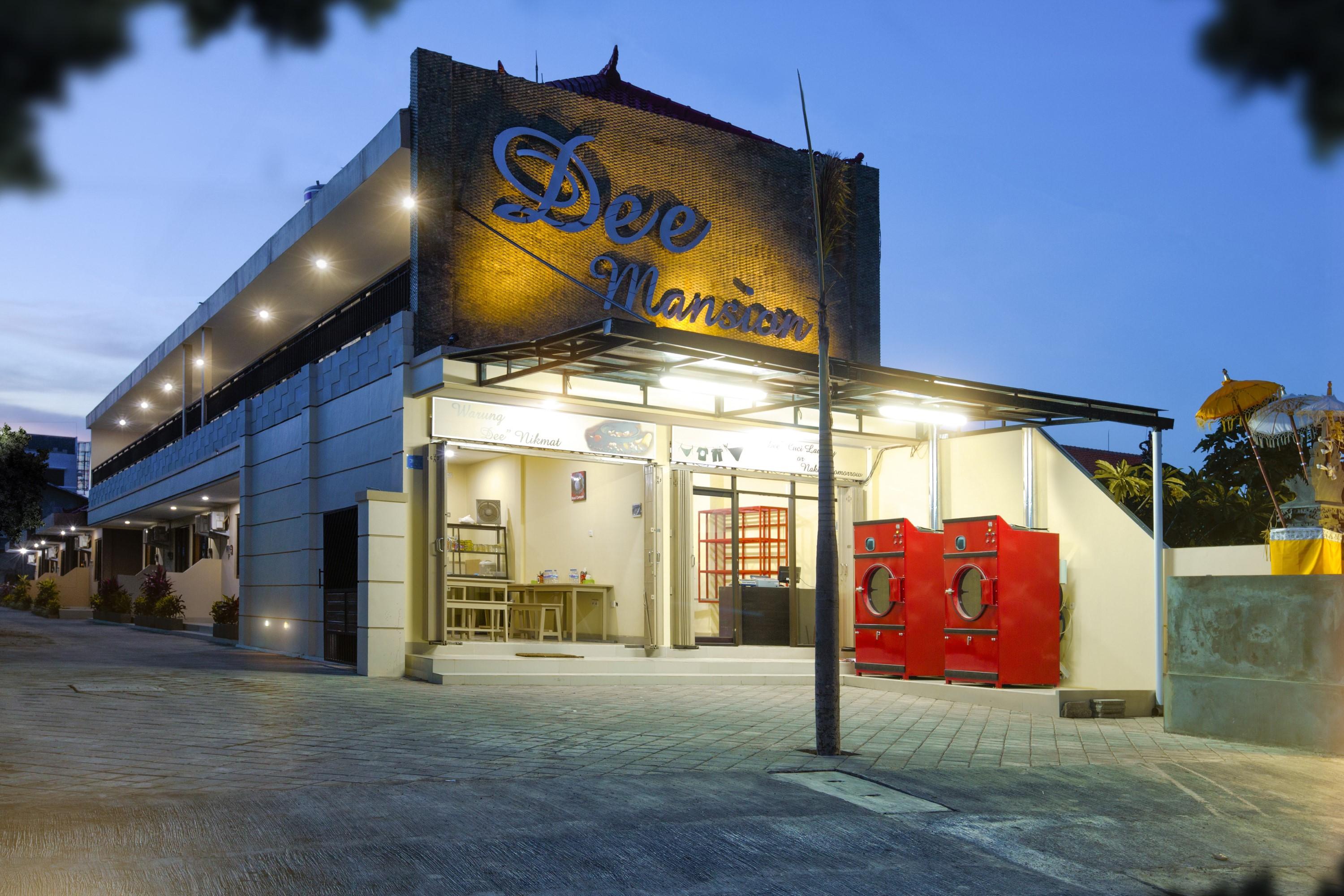 Dee Mansion Hotel Dempassar Exterior foto