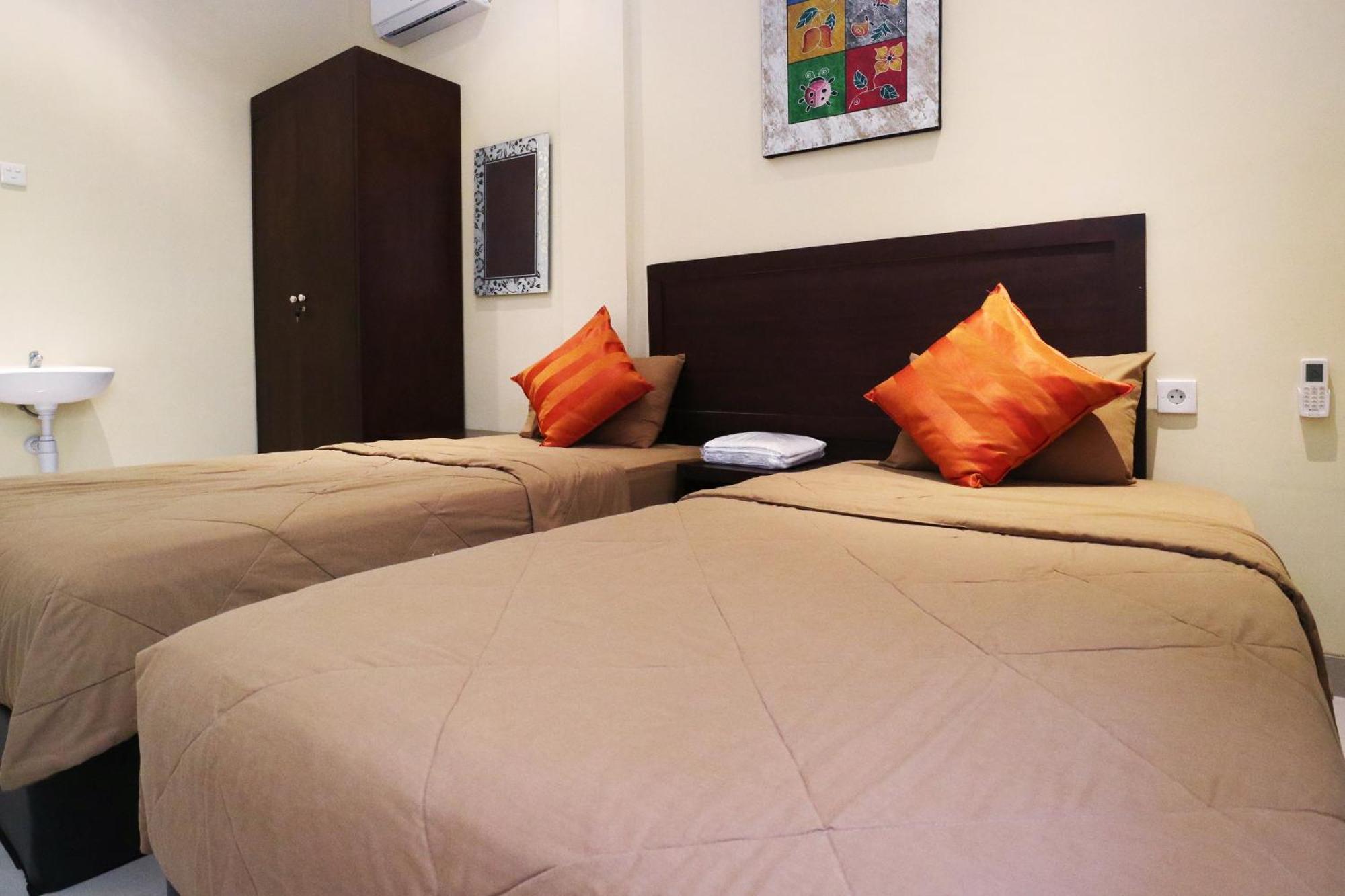 Dee Mansion Hotel Dempassar Exterior foto