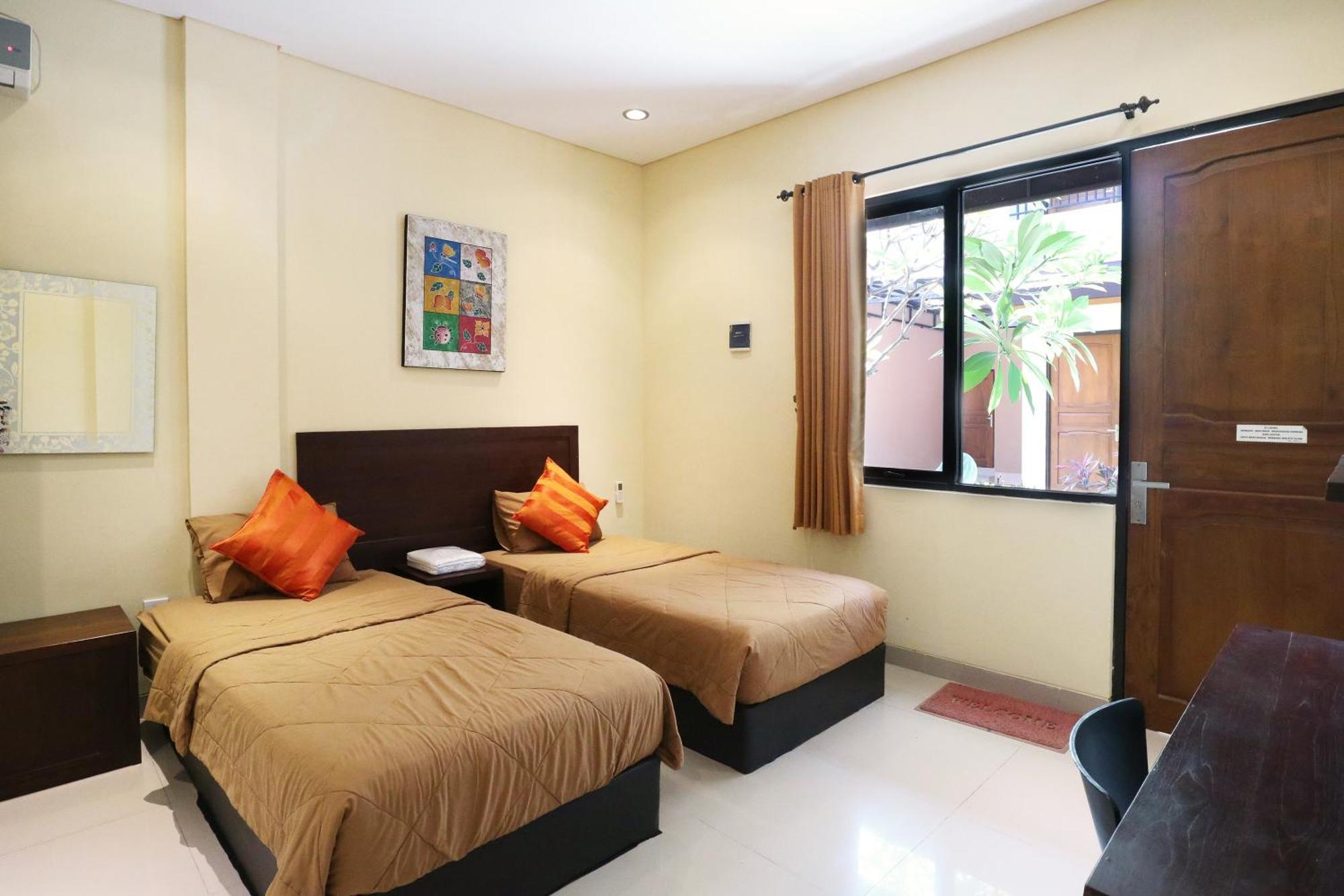 Dee Mansion Hotel Dempassar Exterior foto
