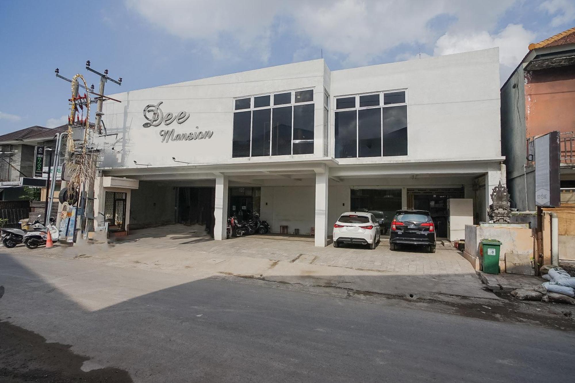 Dee Mansion Hotel Dempassar Exterior foto